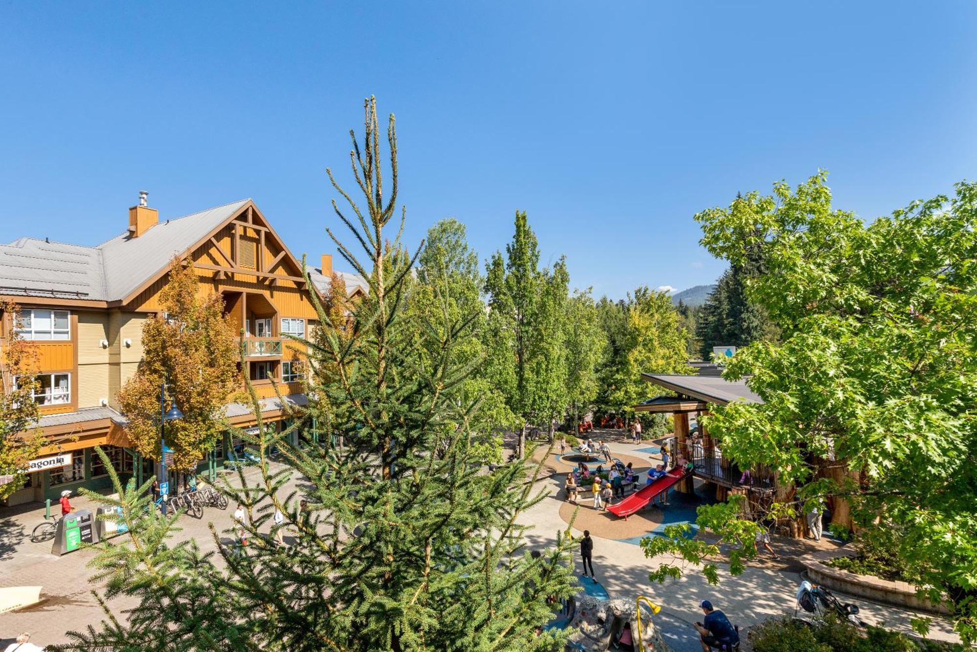 Tyndall Stone Lodge By Whiski Jack วิสต์เลอร์ ภายนอก รูปภาพ